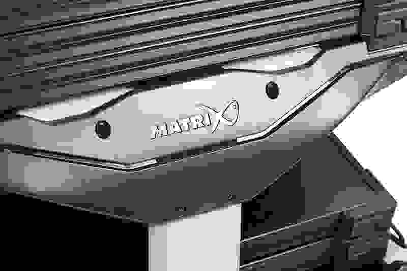 9-gmb179_matrix_xr36_pro500_limited_edition_seat_box_grey_back_logo_detailjpg