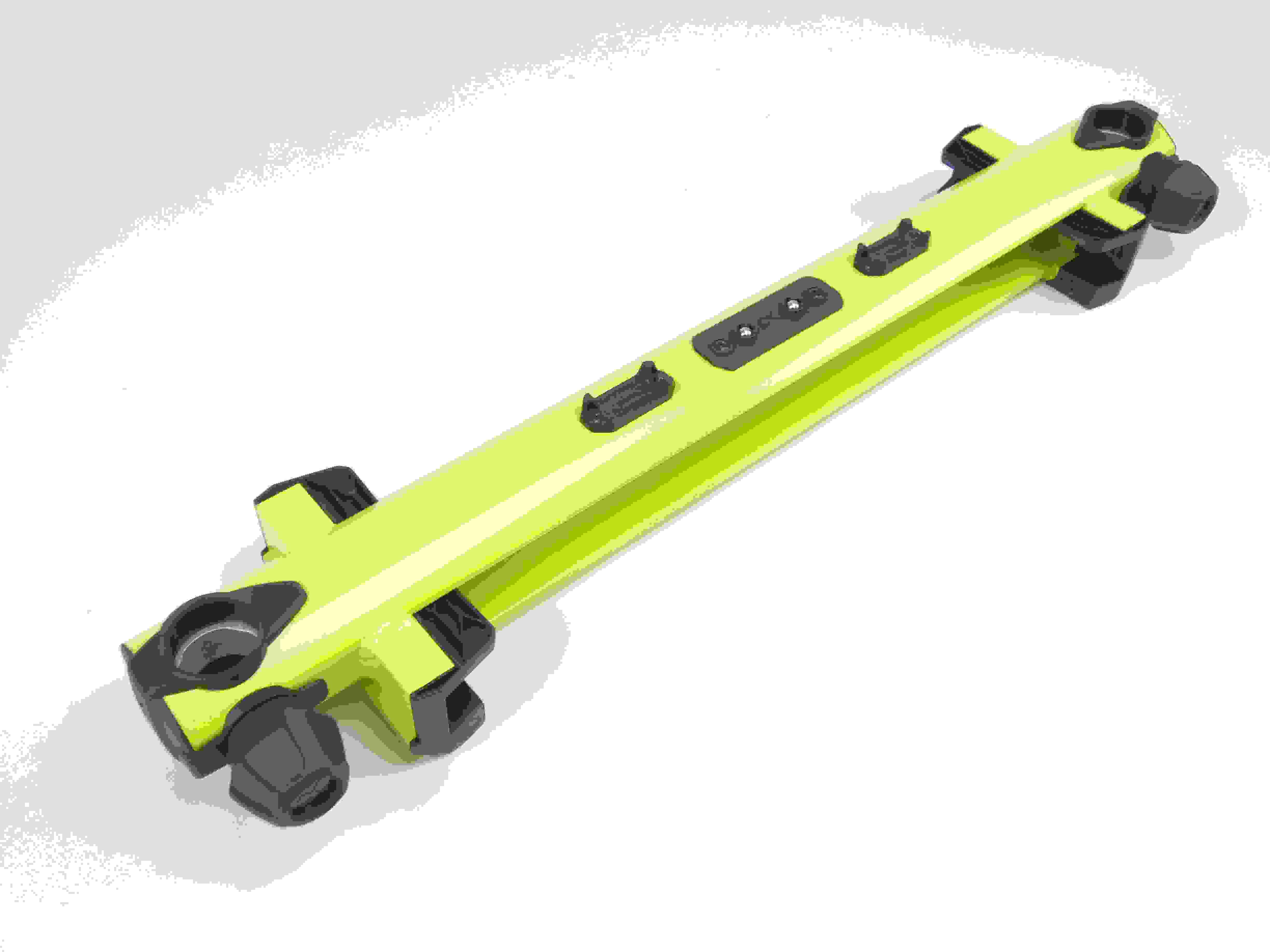 Matrix XR36 Comp Lime Seatbox Foot Plate H Bar