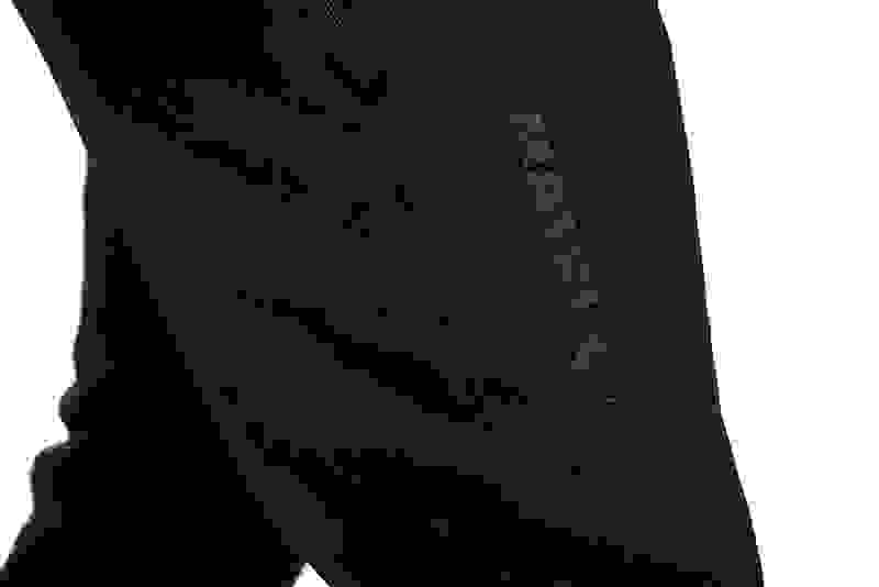 matrix_black_thermal_sherpa_joggers_leg_logo_detailjpg